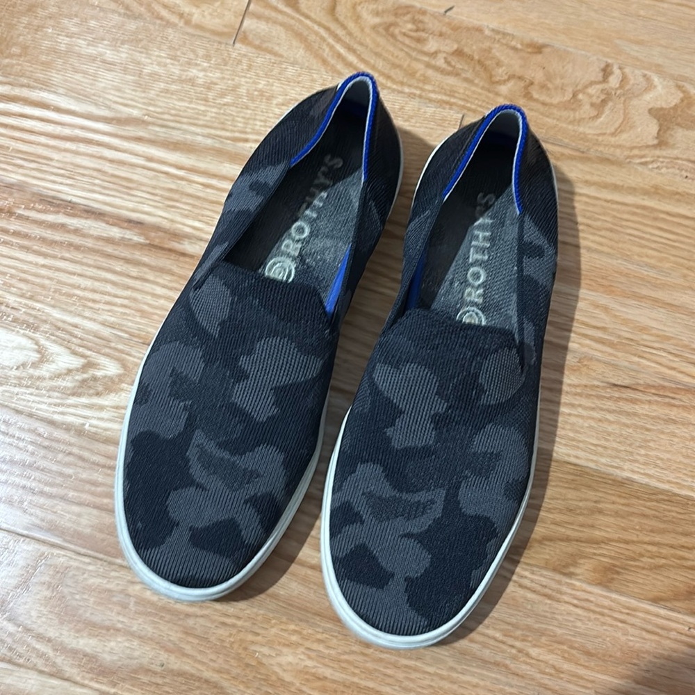 Rothy's The Slip On Grey Camo Knit Camouflage Sneakers Knit Washable Sz 8.5
